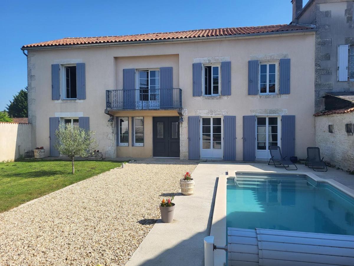 Вилла Grange Des Orchidees Marsac  Экстерьер фото
